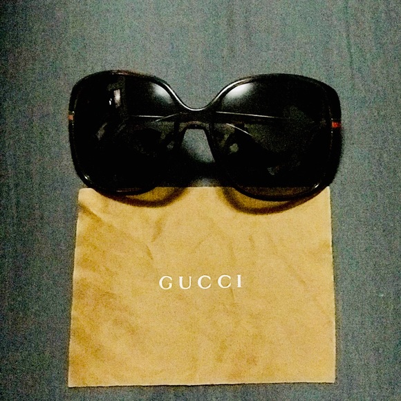 Authentic Gucci sunglasses main image 6